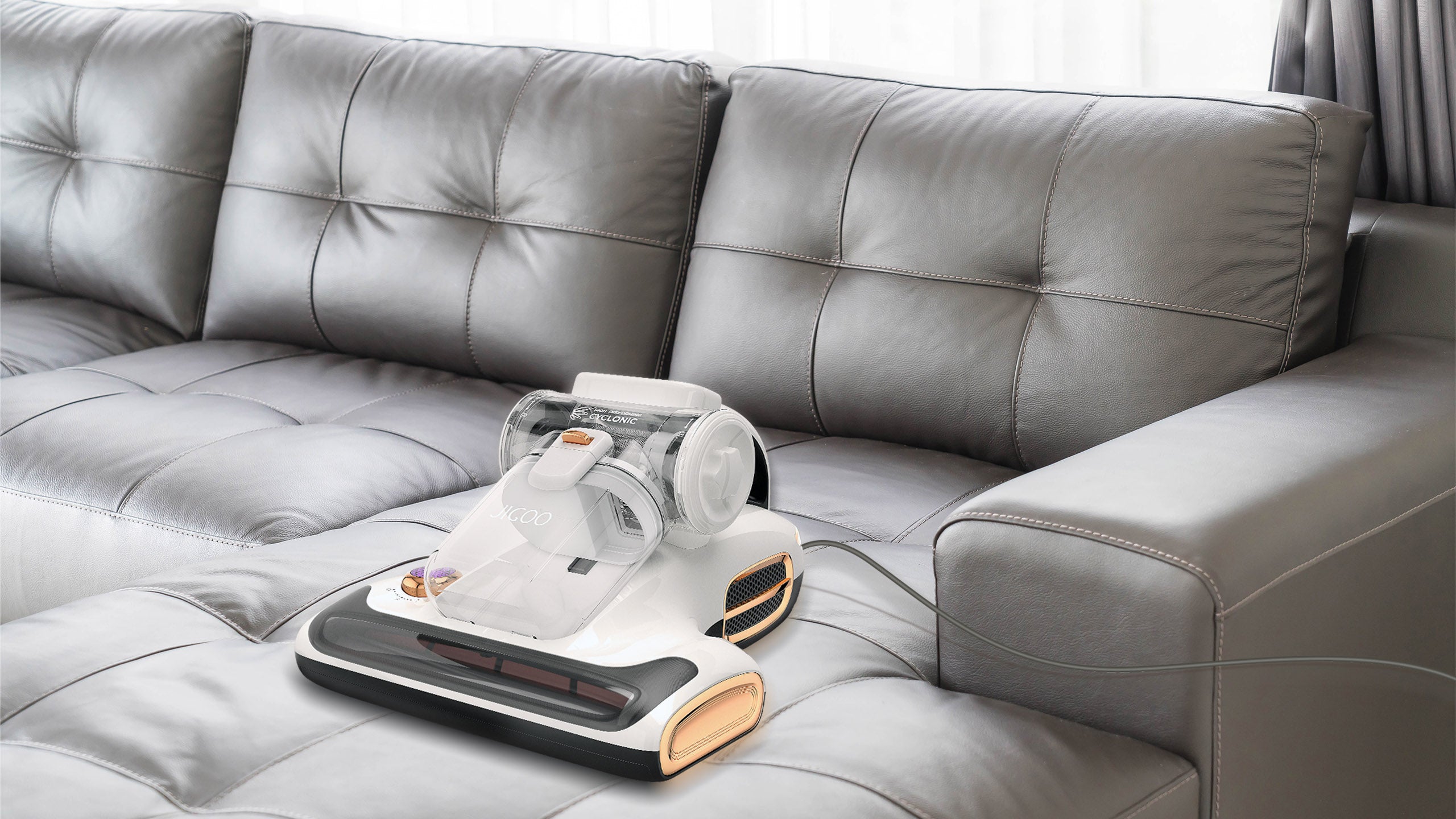 Pre-Party Quick Clean: Refresh Your Living Room in 15 Minutes